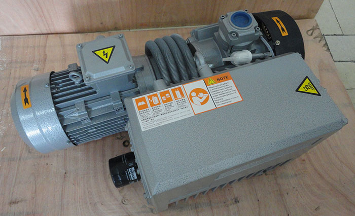 XD型單級多旋片式真空泵